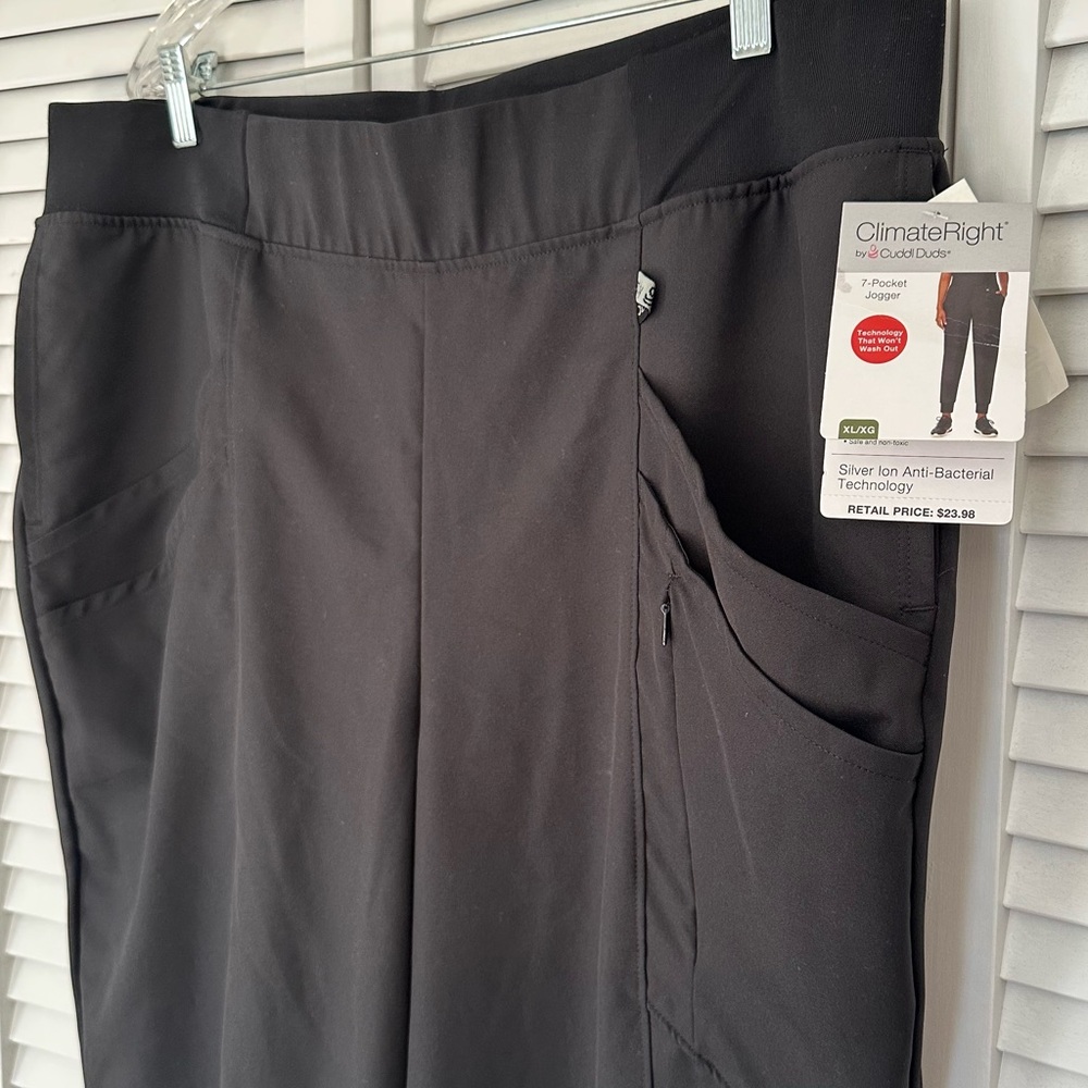 NWT ClimateRight by Cuddl Duds 7-Pocket Jogger AntiBacterial Technology Black XL